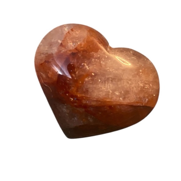 Fire quartz, all natural with healing properties heart crystal - Picture 4 of 8